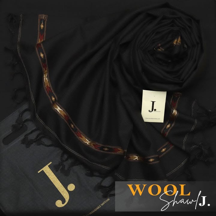 J. Wool Shawl-Black